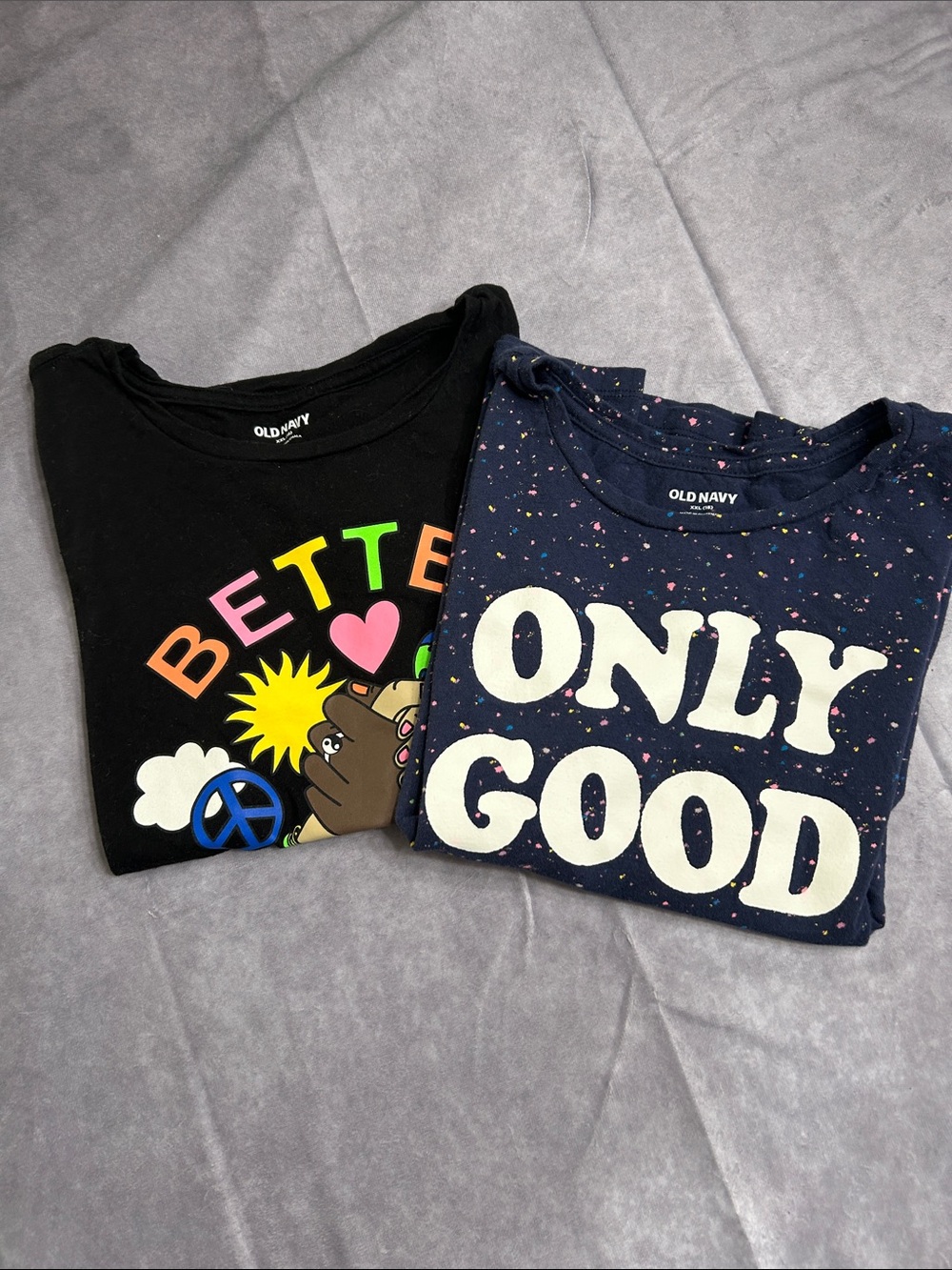 Two Cropped Old Navy Tees - very positive tees 😉
-XXL